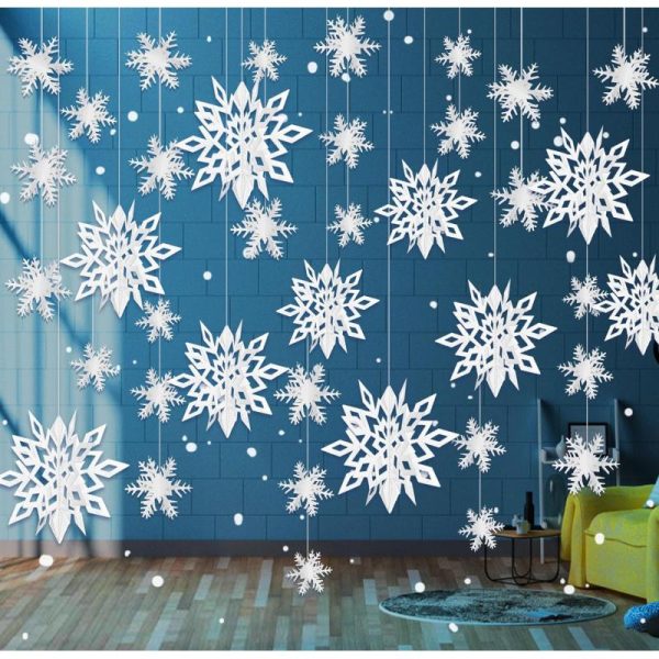 Christmas Hanging Snowflakes Decorations, 12PCS 3D Snowflakes Hanging White  Paper White Snowflakes Garland with String for Christmas Winter Wonderland
